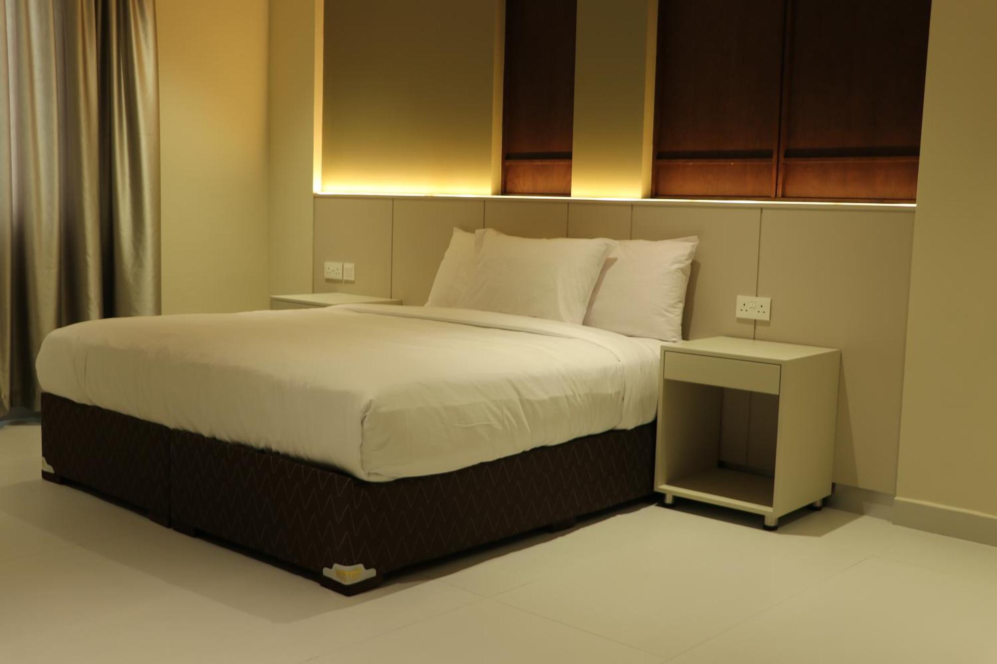 Jarzez Hotel Apartments Al Hail Seeb Buitenkant foto